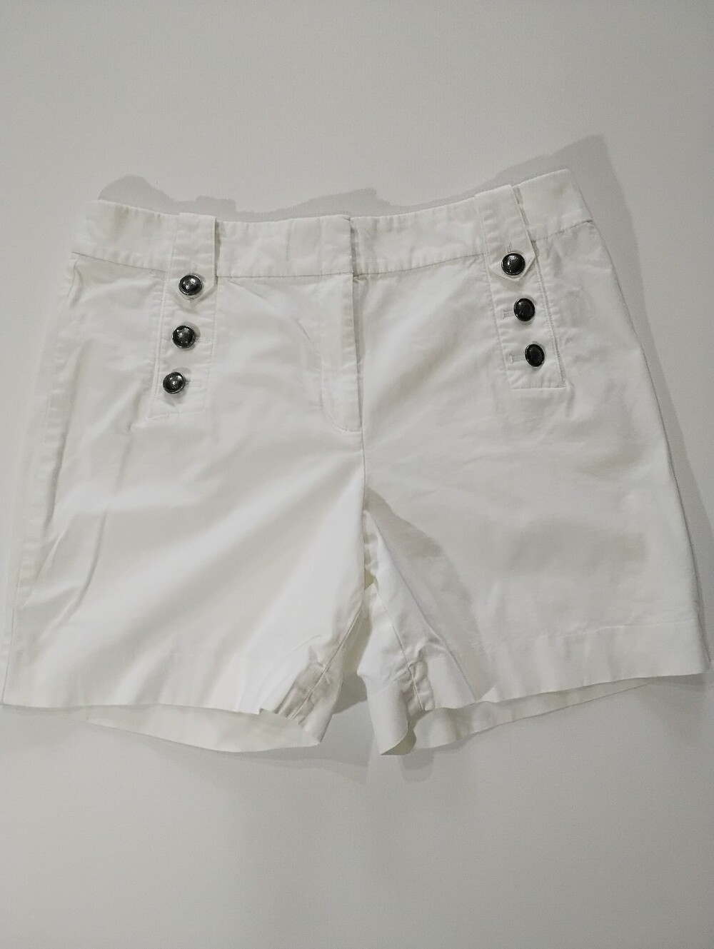 Talbots Sailor Shorts Womens 12 White Button Accent Coastal Summer High Rise - Picture 8 of 8